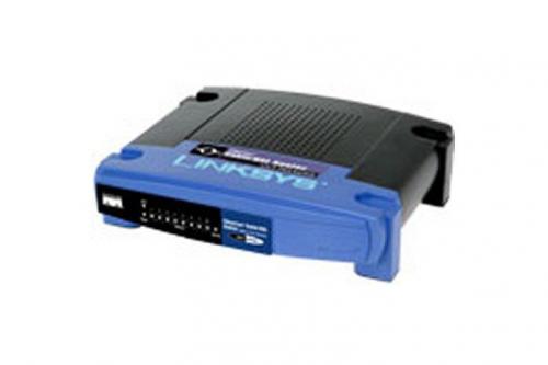 Linksys Router via cavo/DSL EtherFast con switch a 8 porte